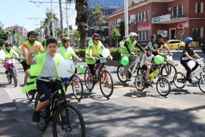 Sağlıklı Yaşam İ&ccedil;in Pedal &Ccedil;evirdiler