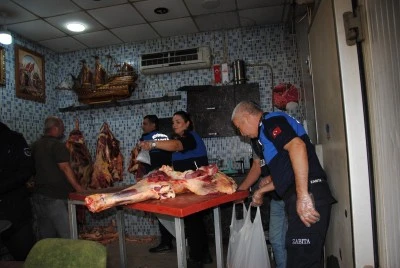 Şanlıurfa’da 1 Ton Bozuk Et Ele Geçirildi: Depolar Mühürlendi