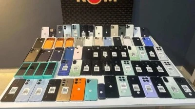 Şanlıurfa&rsquo;da 3 Milyon 550 Bin TL Değerinde Ka&ccedil;ak Cep Telefonu Ele Ge&ccedil;irildi