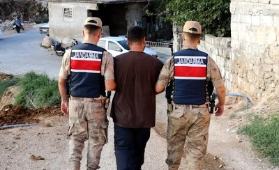 Şanlıurfa&rsquo;da 9 yıl 2 ay hapis cezasıyla aranan şahıs yakalandı