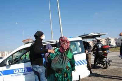 Şanlıurfa'da Dilencilik ve Hanut&ccedil;uluğa Sıkı Denetim: 370 Kişiye İşlem