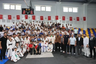 Şanlıurfa'da yaz spor kursları açıldı