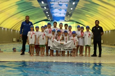 Şanlıurfalı Minik Y&uuml;z&uuml;c&uuml;lerden 24 Madalyalık B&uuml;y&uuml;k Başarı