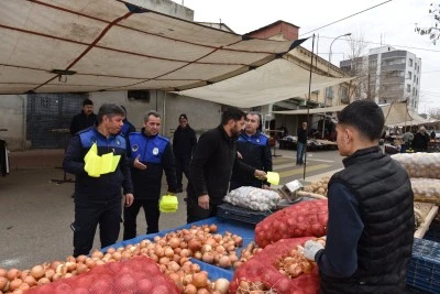 Siverek Belediyesi&rsquo;nden Semt Pazarlarında Sıkı Denetim