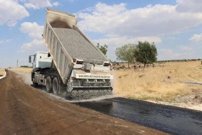 Siverek&rsquo;te 5 Kilometrelik Yol Sathi Asfaltla Kaplandı