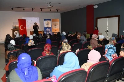 Siverekli Kadınlar Berat Kandili&rsquo;nde Bir Araya Geldi