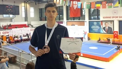 Sivereklı Nurullah Şeker’den Uluslararası Başarı: Balkan Şampiyonası’nda Bronz Madalya