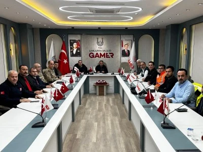 Vali Hasan Şıldak Başkanlığında Kar Yağışına Y&ouml;nelik Değerlendirme Toplantısı Yapıldı