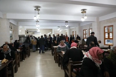 Viranşehir Belediyesi&rsquo;nden Ramazan&rsquo;ın İlk G&uuml;n&uuml;nde G&ouml;n&uuml;l Sofrası