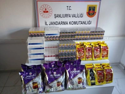 Viranşehir&rsquo;de Şok Yol Kontrol&uuml;: Ka&ccedil;ak Sigara ve &Ccedil;ay Ele Ge&ccedil;irildi